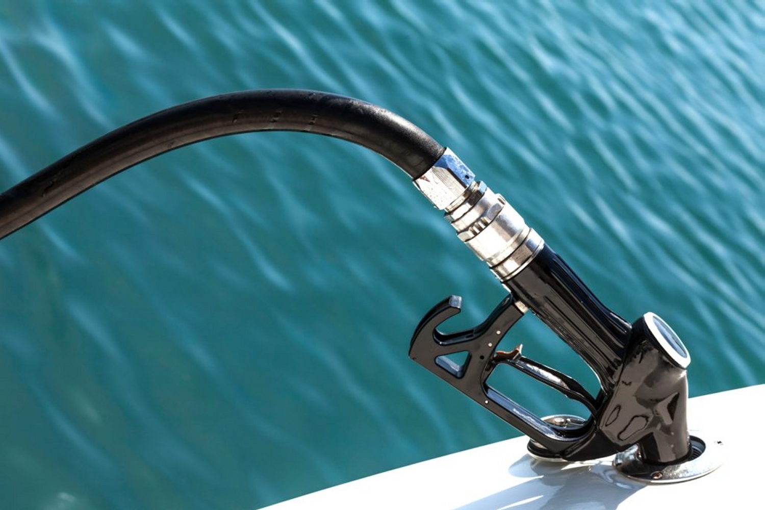 Avitaillement de yachts, taxes sur les produits pétroliers : ce qui nous attend le 1er octobre