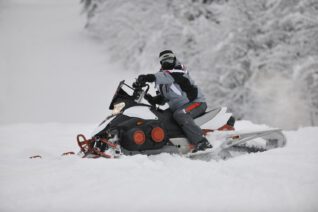 TVA moto neiges et 4×4 affectés à l’exploitation des remontées mécaniques